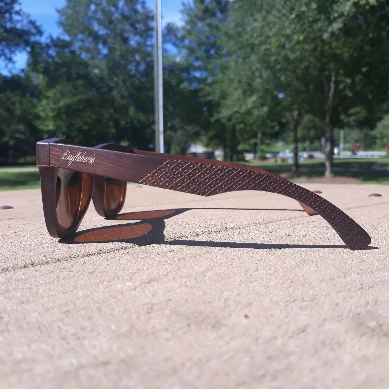 Crimson Wood Shades: Tea Polarized with Bamboo Case