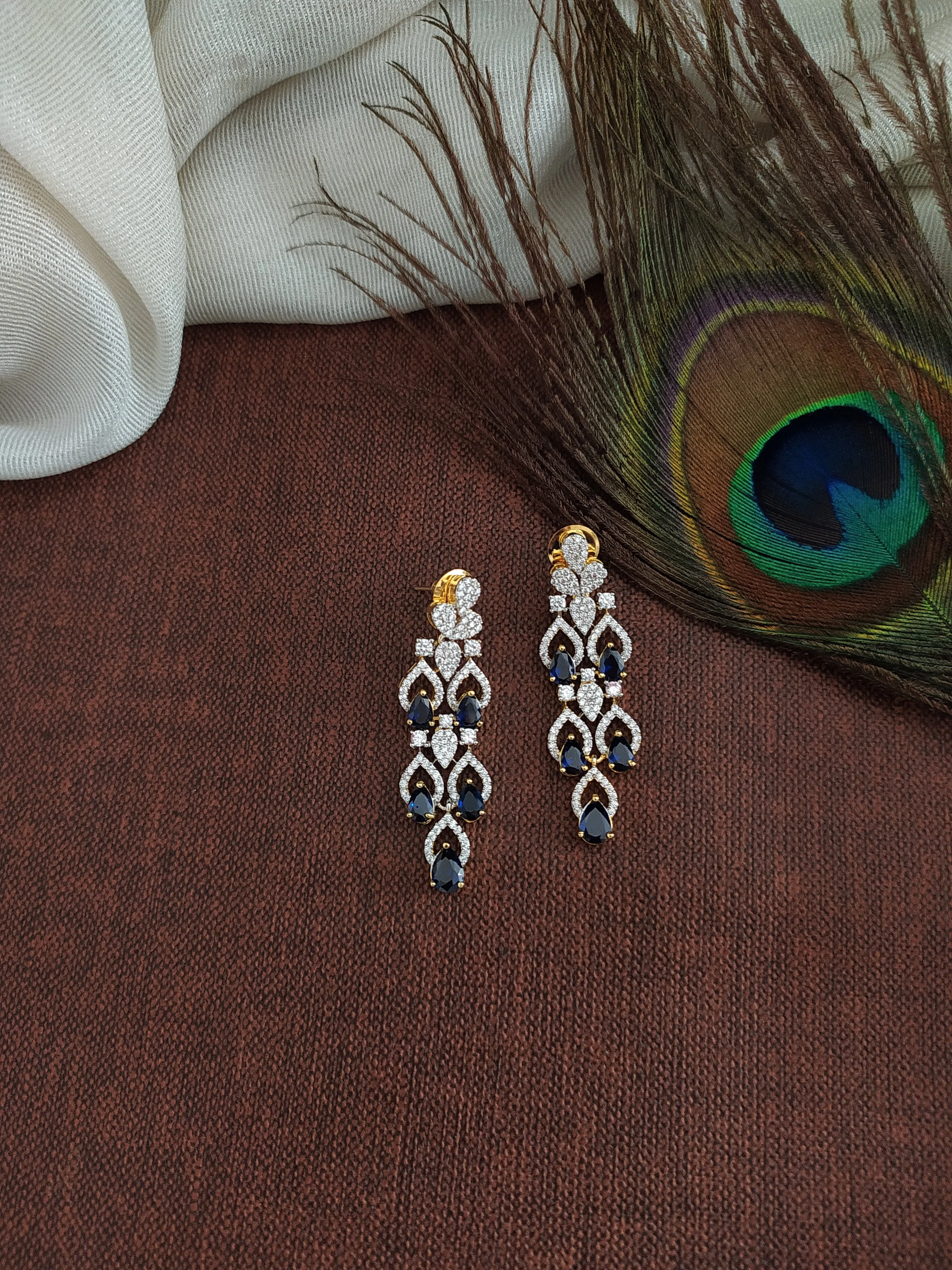 Elegant Design Gold & Silver Plated Necklace Set