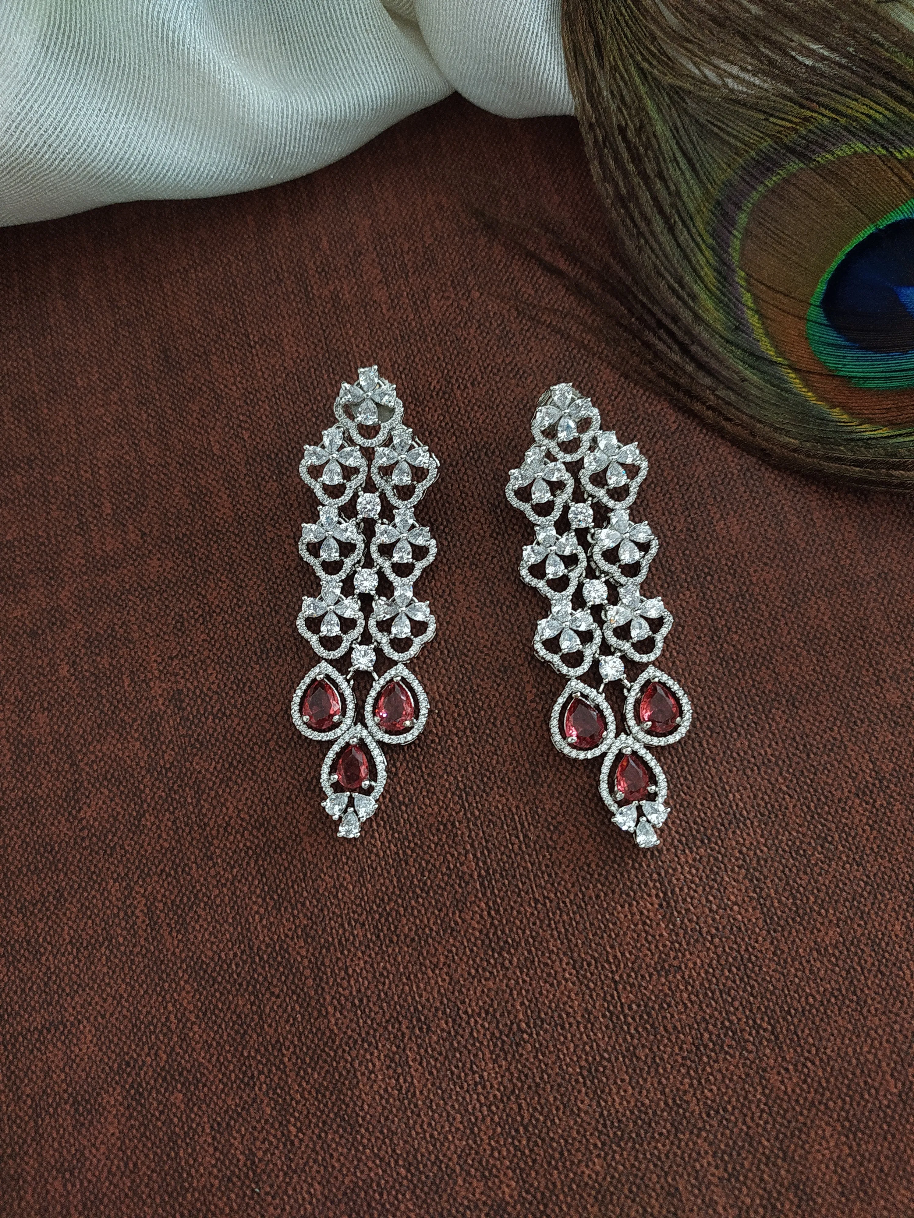 Floral Design Stunning Silver-plating Zircon Necklace Set