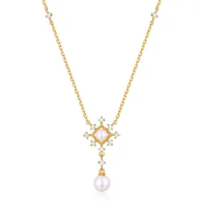 Vintage Court Style Pearl Necklace